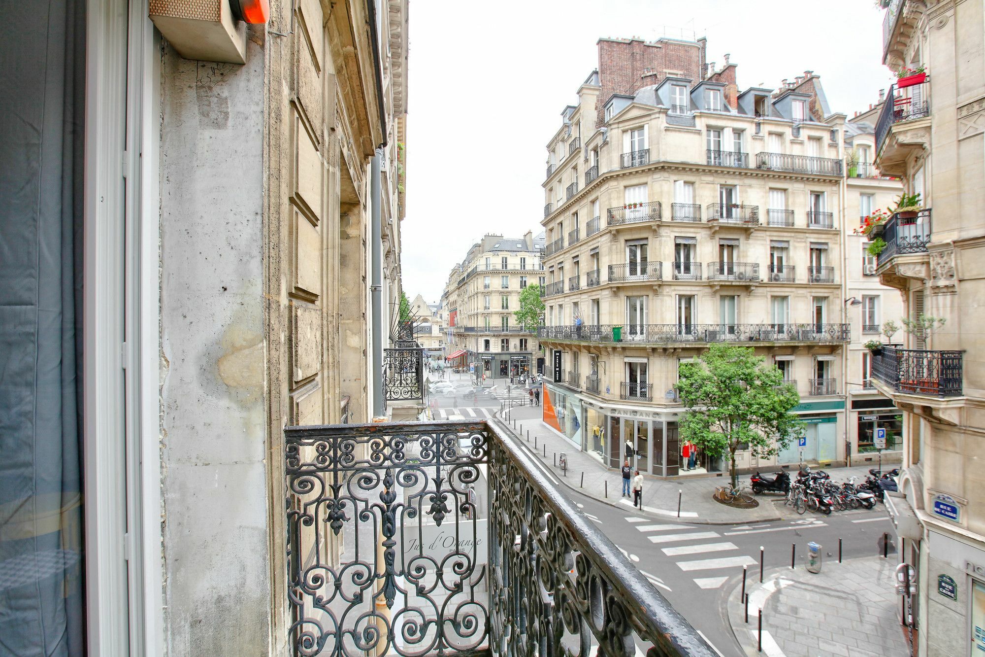 24 Luxury Parisian Home Montorgueil Екстериор снимка